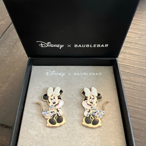 Disney x BAUBLEBAR Minnie Mouse Rhinestone Earrings New - Picture 1 of 6